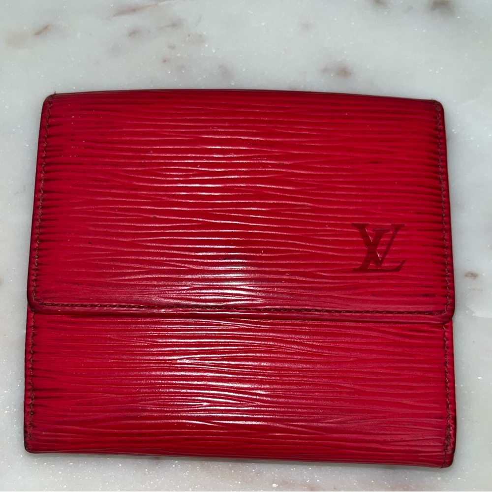 Reposhed LV RED EPI WALLET